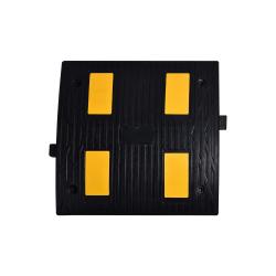 50x50 KAUÇUK KASİS 4 REFLEKTİFLİ 5550 50x50 KAUÇUK KASİS 4 REFLEKTİFLİ 5550