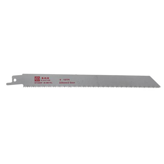 PORTEK AĞAÇ VE METAL TİLKİ KUYRUGU TESTERESİ PORTEK AĞAÇ VE METAL TİLKİ KUYRUGU TESTERESİ